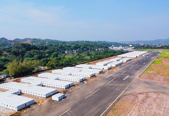 江陽區(qū)方艙隔離點(diǎn)、方艙醫(yī)院項(xiàng)目艙體及附屬設(shè)施資產(chǎn)處置網(wǎng)絡(luò)拍賣公告